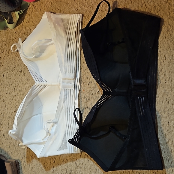 Low back, low front bras - Picture 2 of 4